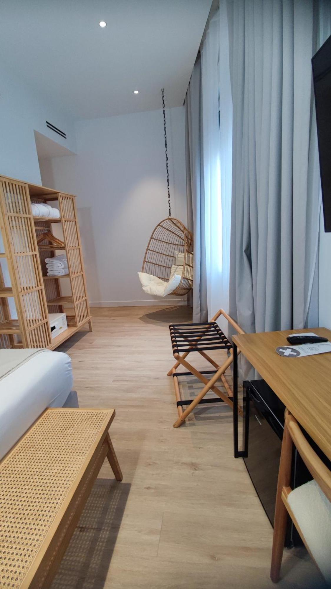 Casa Du Soleil Hostal Boutique Madrid Room photo