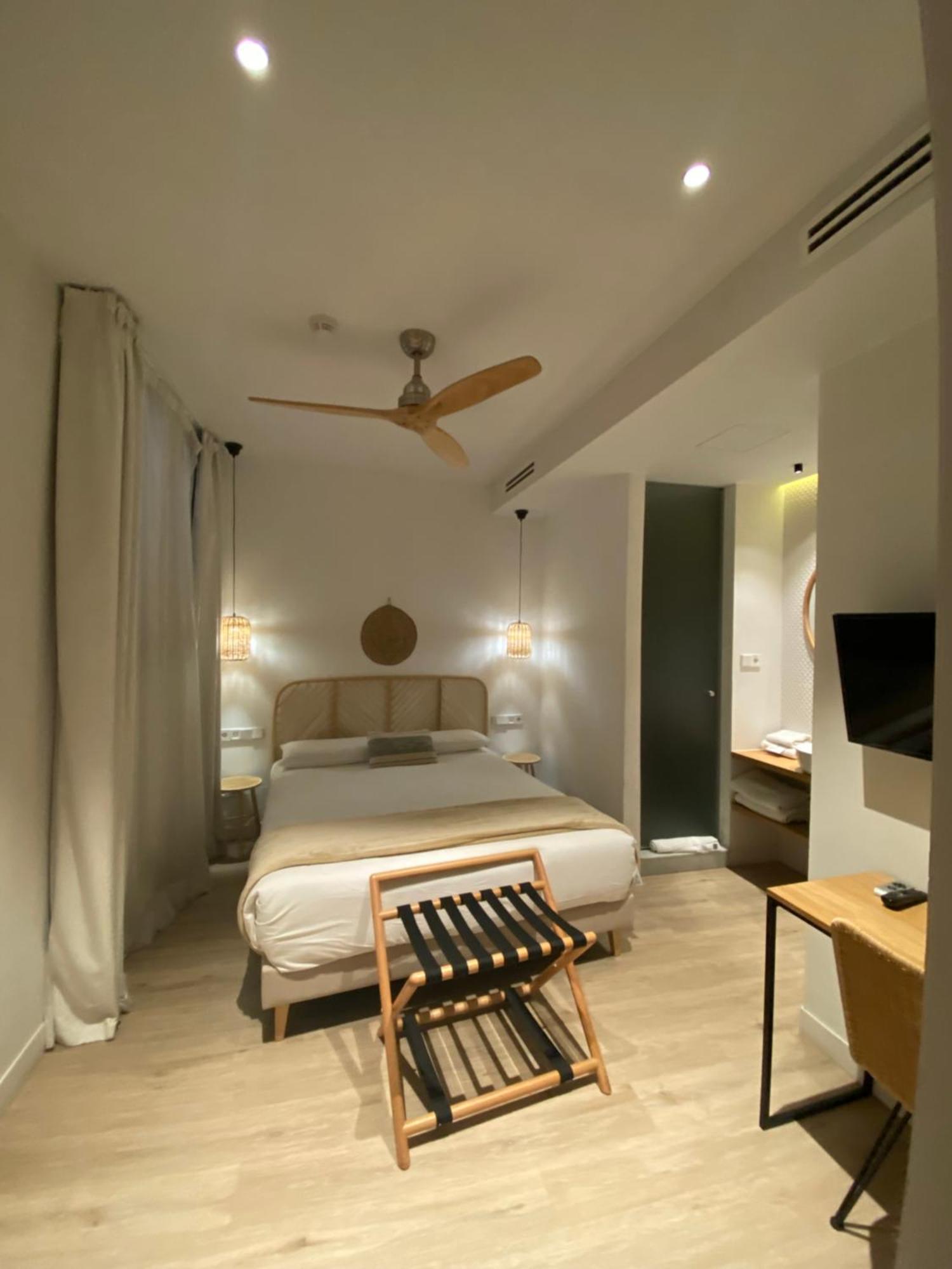 Casa Du Soleil Hostal Boutique Madrid Room photo